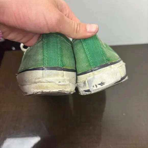 Vintage 80s Converse Low Shoes Sneakers Green Men's Size 6 Distressed